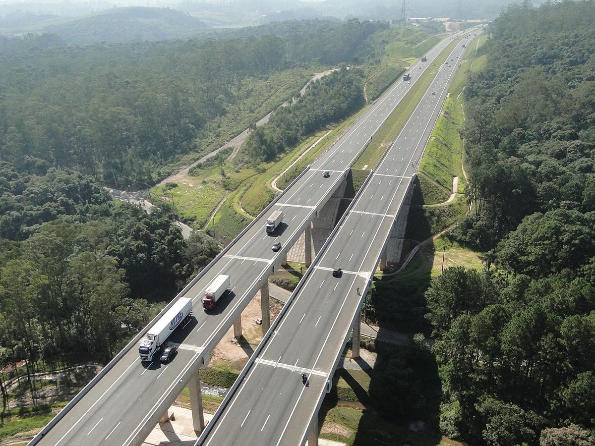 Brasil necesita billonaria inversión para mejorar transporte, dice patronal