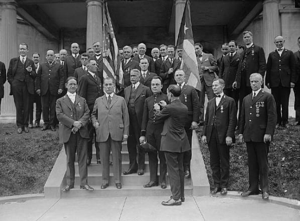 Inauguración de la embajada en Washington en 1916.