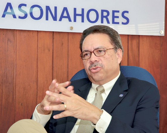Simón Suárez, presidente de Asonahores.