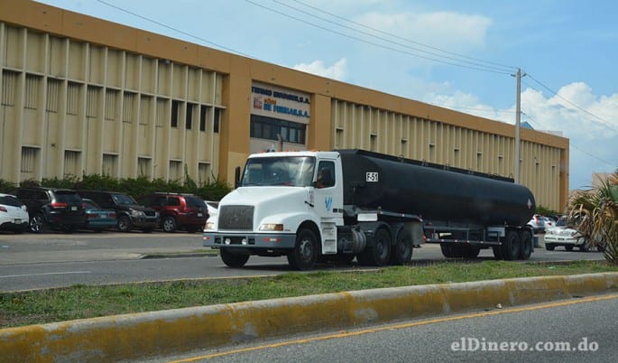 El transporte de una tonelada en República Dominicana cuesta alrededor de US$0.14. El promedio de América Latina es de US$0.12.